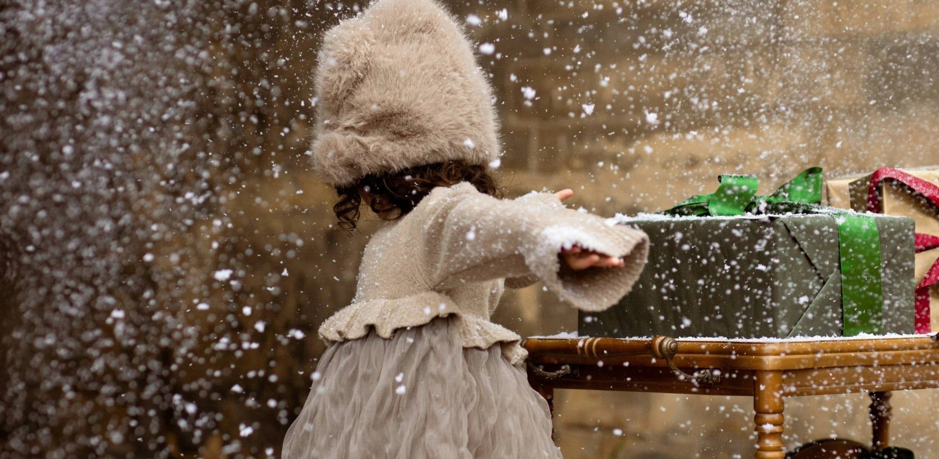 Świąteczne stylizacje dla dzieci - jak ubrać dziecko na Boże Narodzenie?